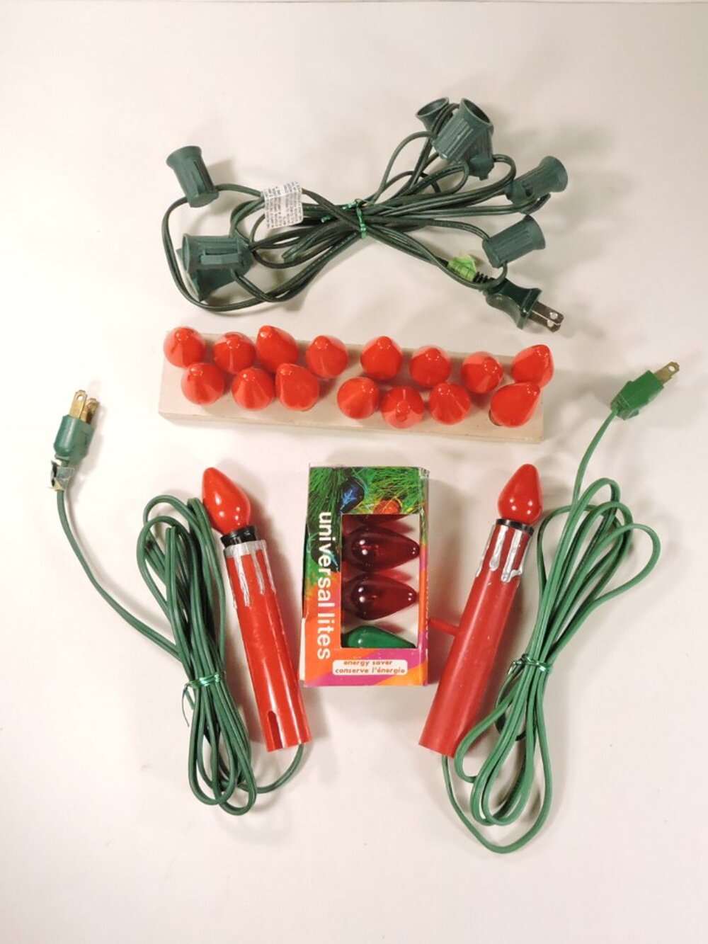 Mixed Vintage Christmas Indoor Lights - Decor Projects - Wreaths - Tested
